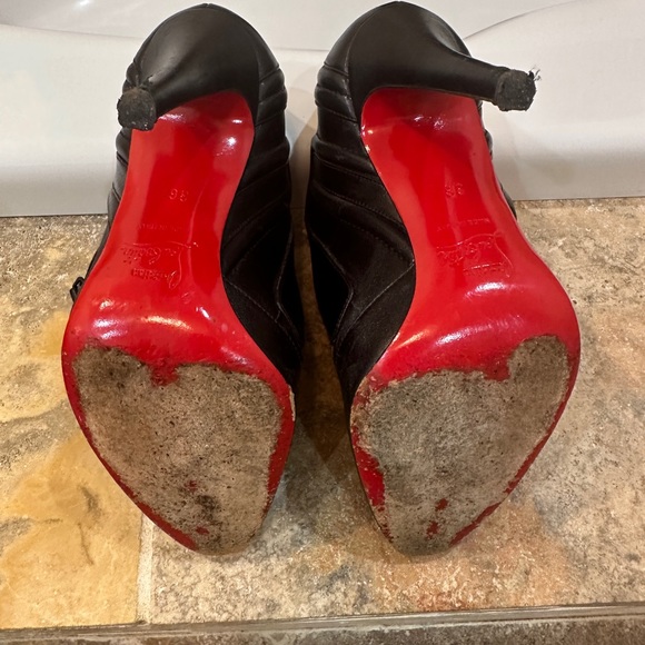 CL booties - Picture 3 of 6